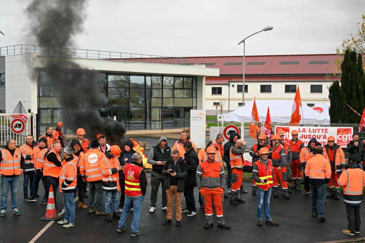 ArcelorMittal annonce la fermeture des sites de Reims et Denain