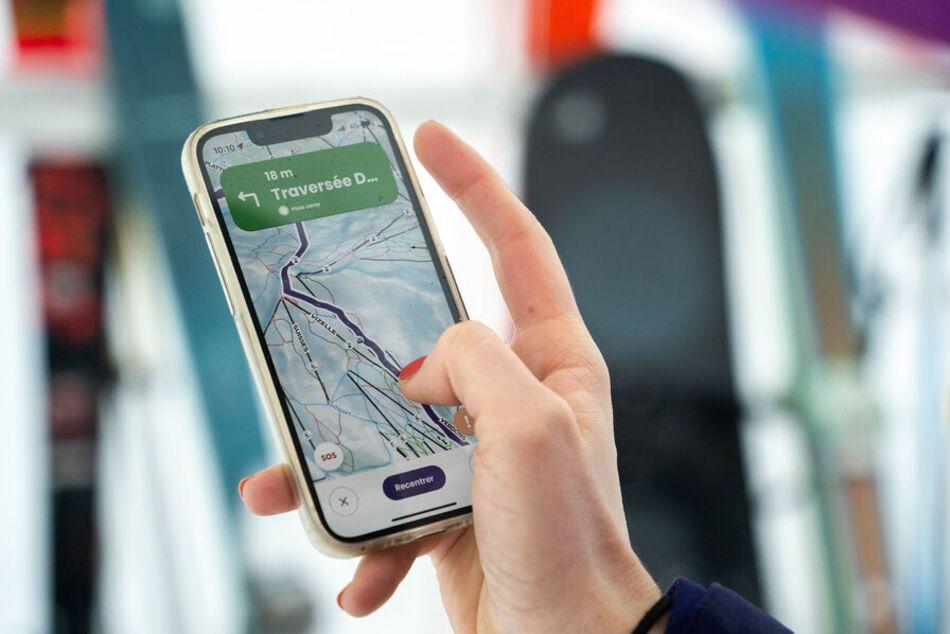 Skiif lève 1 million d’euros pour son application GPS qui guide les skieurs sur les pistes